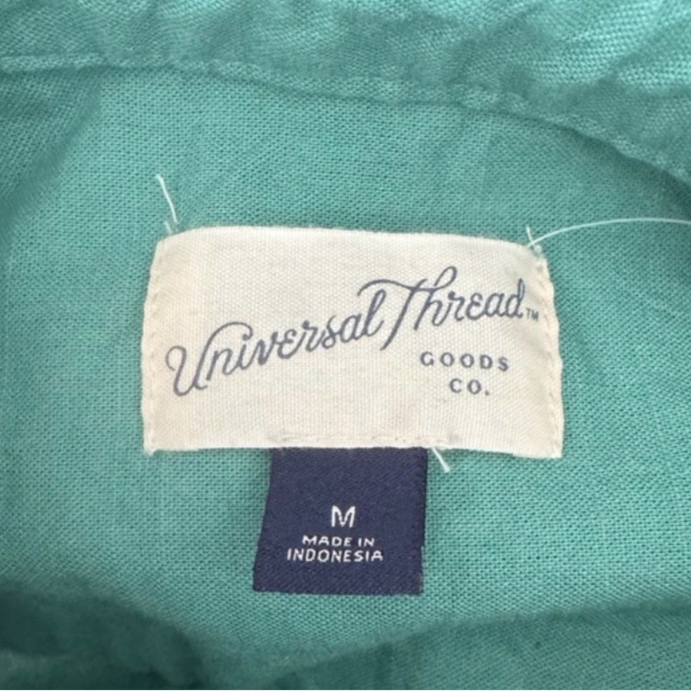 Universal Thread Women's Green Button Down Shirtd… - image 11